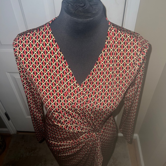 Michael Kors Red Gold Black Chain Print Long Sleeve Dress - Picture 15 of 15